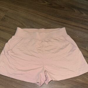 Lululemon size 8 shorts